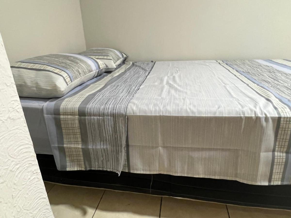 Apartamento 4 Quartos Av Beira Mar Nº 36 - Edif Canto Nobre - Guarapari Es Eksteriør bilde